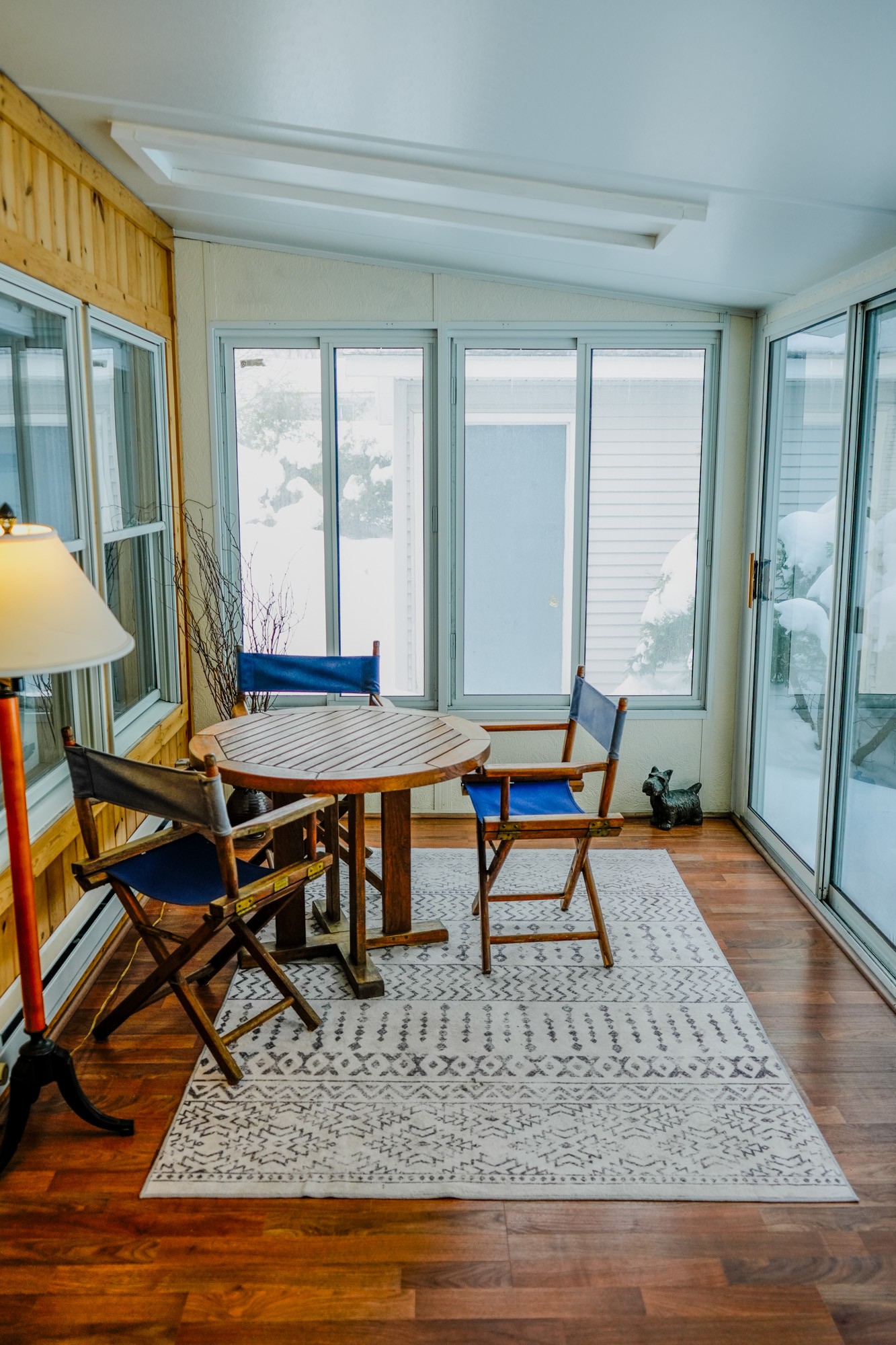 Furnished sunporch
